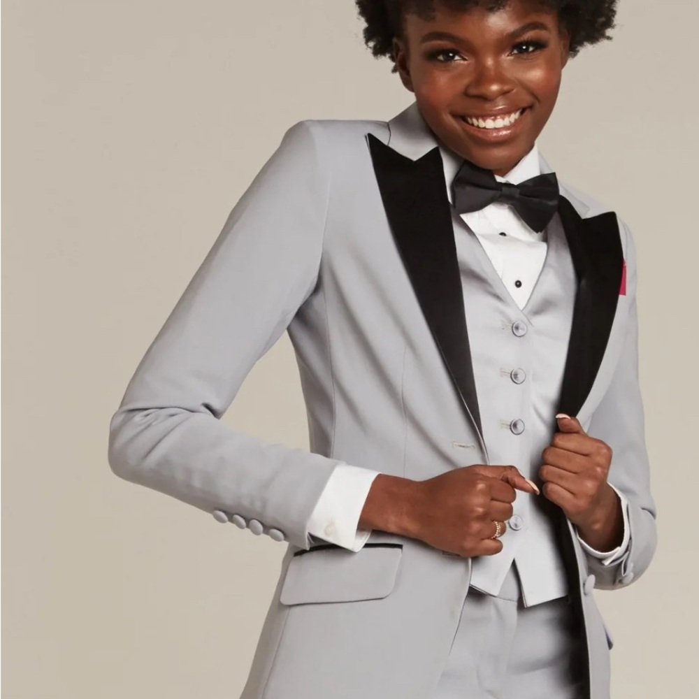 Women’s Gray and Black Tuxedo Jacket